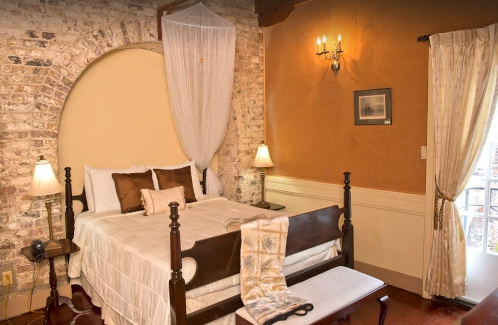 Copper And Lumber Store Hotel English Harbour Екстер'єр фото