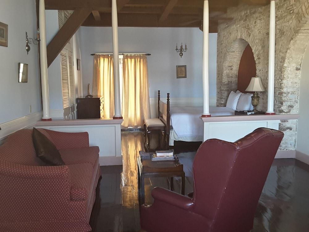 Copper And Lumber Store Hotel English Harbour Екстер'єр фото