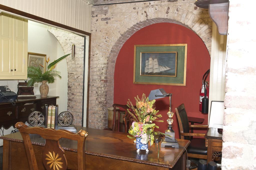 Copper And Lumber Store Hotel English Harbour Екстер'єр фото