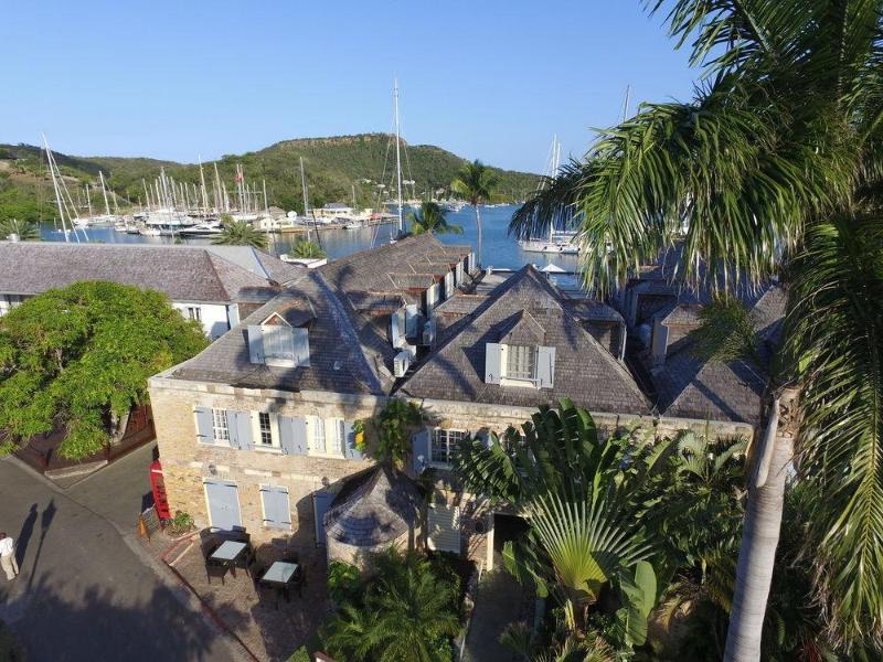 Copper And Lumber Store Hotel English Harbour Екстер'єр фото