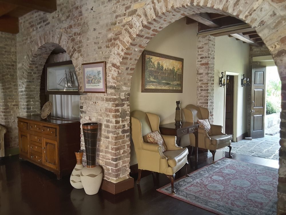 Copper And Lumber Store Hotel English Harbour Екстер'єр фото